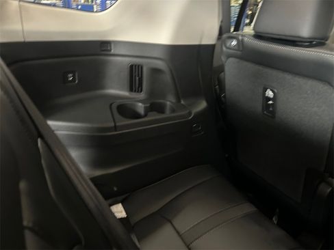 New 2025 Honda Pilot EX-L image 23