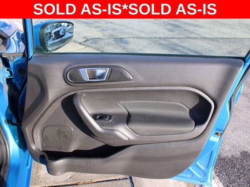 Used 2015 Ford Fiesta SE image 20