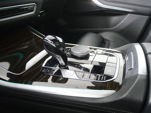 Used 2021 BMW X5 xDrive40i w/ Convenience Package image 27