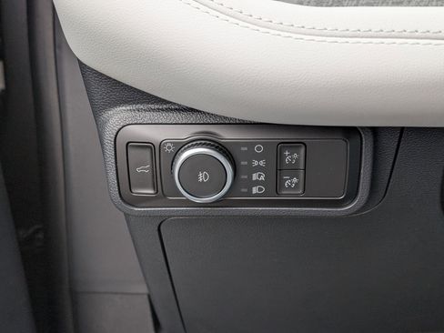 New 2026 Ford Explorer Platinum w/ LUX Leather Package image 21