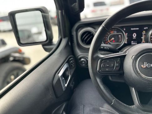 Used 2021 Jeep Wrangler Willys image 6