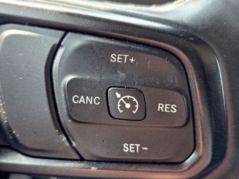 Used 2019 Jeep Wrangler Unlimited Sport S image 19