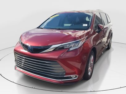 Used 2023 Toyota Sienna Limited