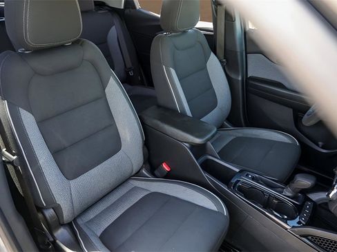 Used 2021 Chevrolet TrailBlazer LT w/ Convenience Package image 31