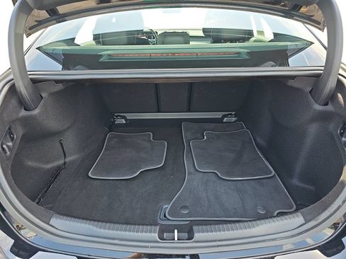 Used 2025 Mercedes-Benz C 300 Sedan image 29
