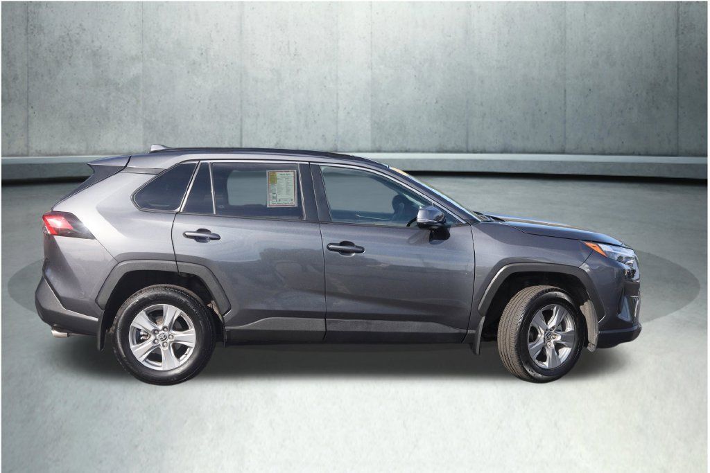 Used 2024 Toyota RAV4 XLE w/ Convenience Package AWD/4WD image 20