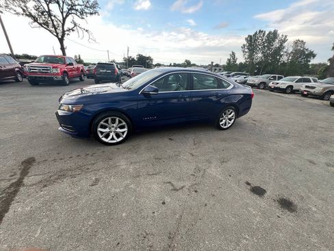 Used 2014 Chevrolet Impala LT FWD image 4