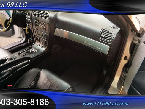 Used 2004 Ford Thunderbird image 23