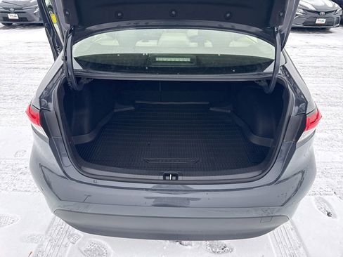 Used 2023 Toyota Corolla LE image 16