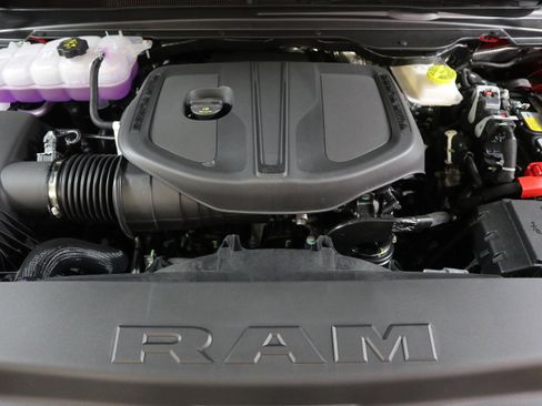 New 2026 RAM 1500 Lone Star AWD/4WD image 14