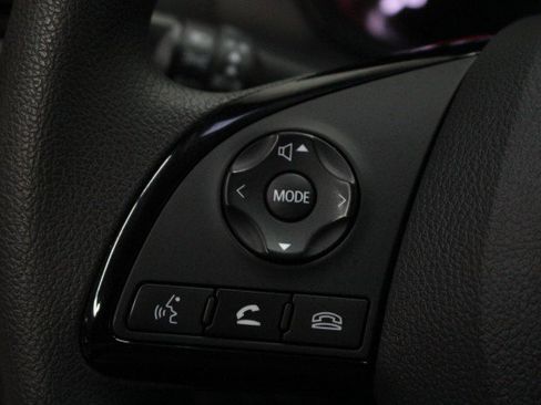 Used 2023 Mitsubishi Eclipse Cross LE image 11