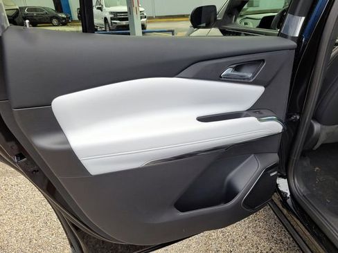 New 2026 Chevrolet Traverse High Country image 10