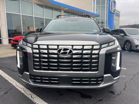 Used 2023 Hyundai Palisade Calligraphy image 3