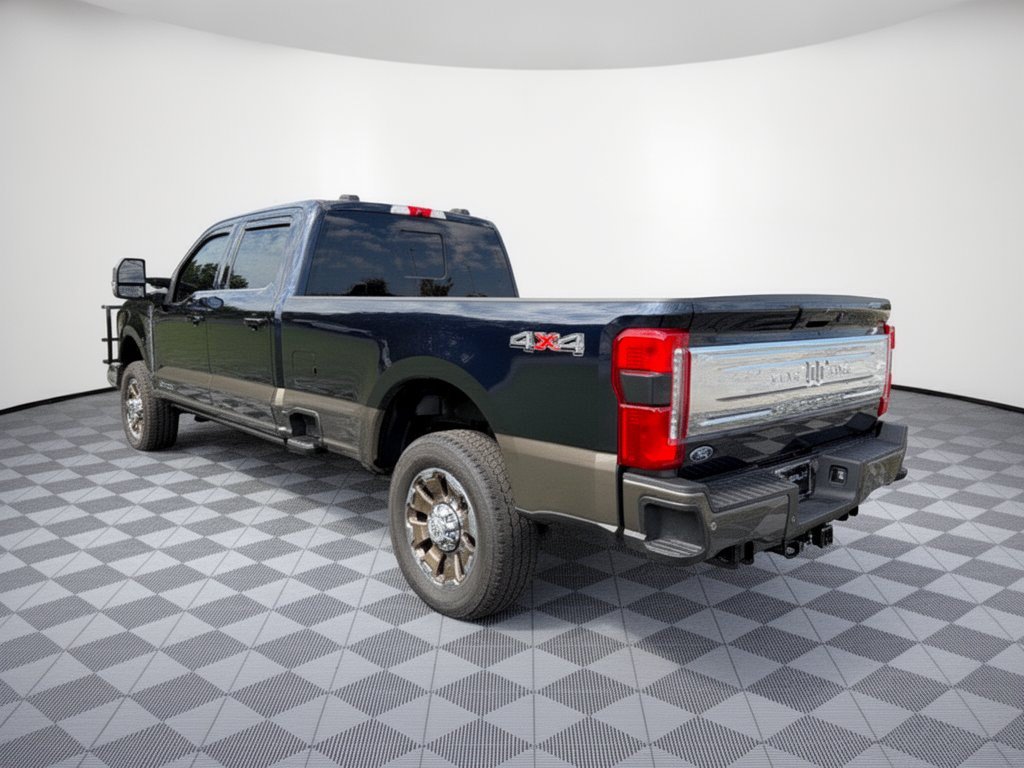 Used 2023 Ford F250 King Ranch AWD/4WD image 3
