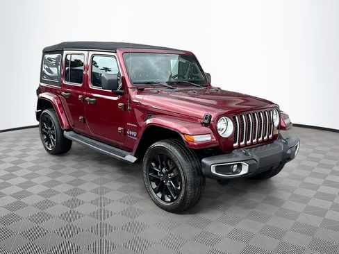 Used 2021 Jeep Wrangler Unlimited Sahara w/ Cold Weather Group image 4