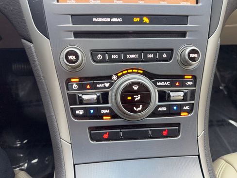 Used 2017 Lincoln MKZ Select w/ Select Plus Package FWD image 30