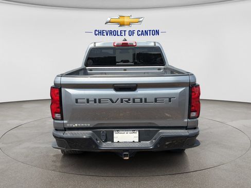 Used 2023 Chevrolet Colorado Z71 w/ Z71 Convenience Package 2 AWD/4WD image 5