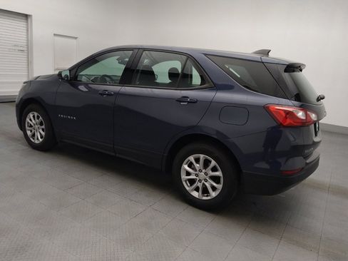 Used 2019 Chevrolet Equinox LS FWD image 3