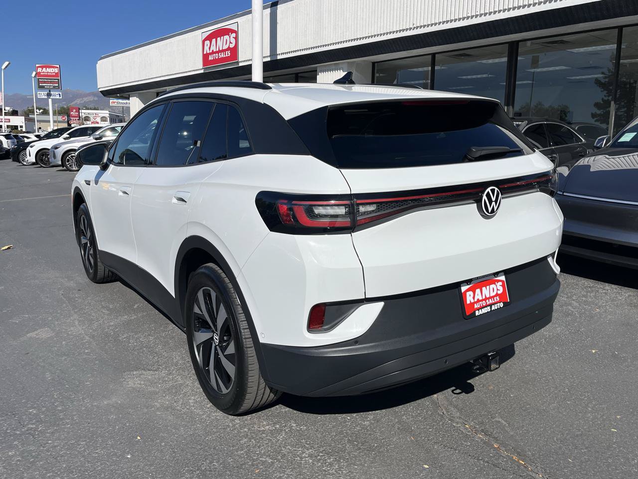 Used 2023 Volkswagen ID.4 Pro AWD/4WD image 7