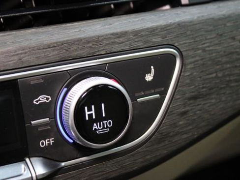 Used 2017 Audi A4 2.0T Ultra Premium w/ Convenience Package image 16