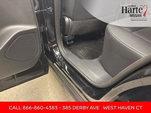 Certified 2023 Nissan Rogue S image 24