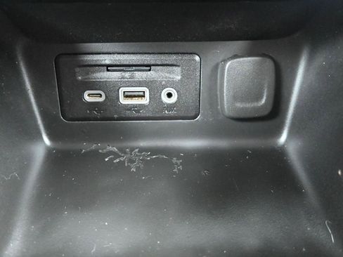 Used 2020 GMC Terrain SLE w/ Driver Convenience Package image 21