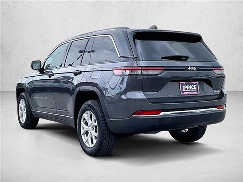 Used 2023 Jeep Grand Cherokee Limited RWD image 13