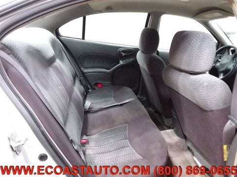Used 2005 Pontiac Grand Am SE image 14