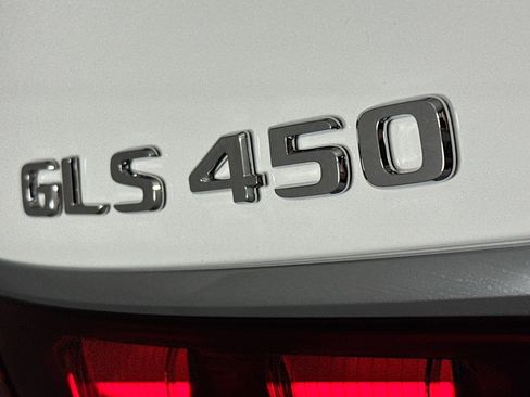 New 2026 Mercedes-Benz GLS 450 GLS 450 image 9