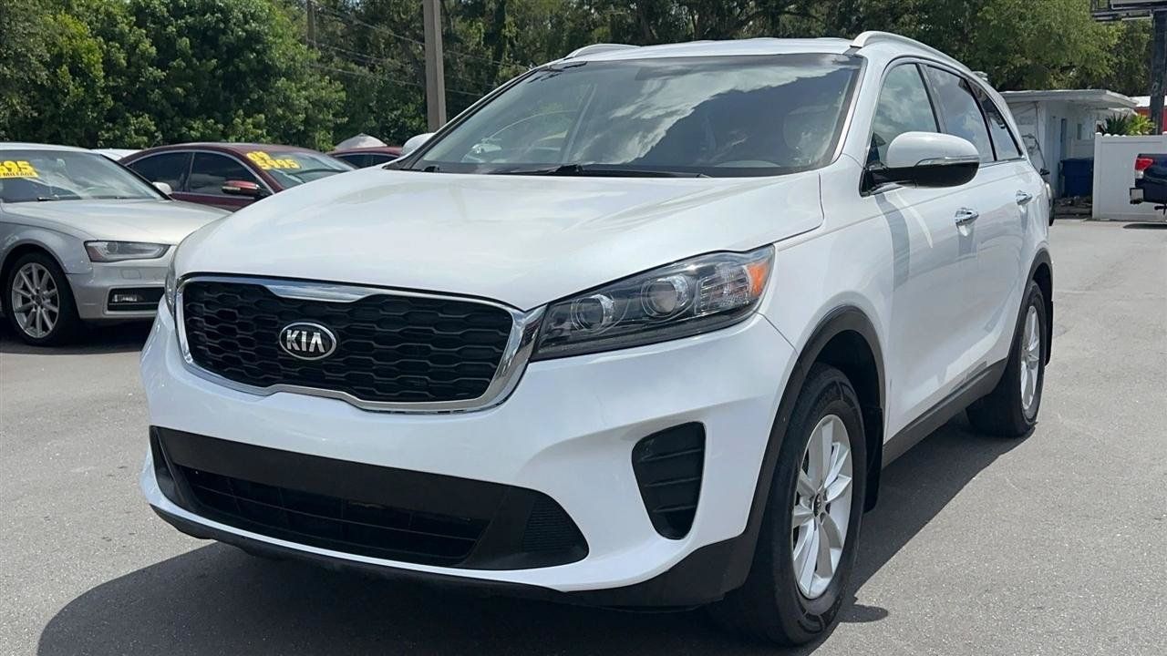 Used 2019 Kia Sorento FWD w/ LX Convenience Package image 4