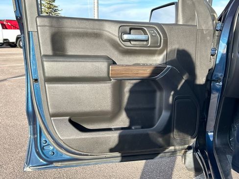 Used 2020 Chevrolet Silverado 1500 LT w/ All-Star Edition image 18