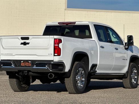 New 2026 Chevrolet Silverado 2500 LTZ w/ LTZ Premium Package image 4