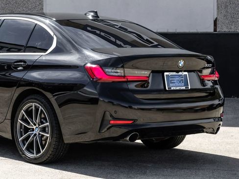 Used 2021 BMW 330i Sedan w/ Convenience Package image 12