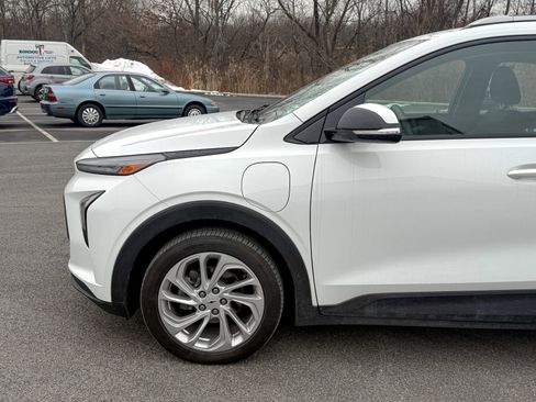 Used 2022 Chevrolet Bolt EUV LT image 9