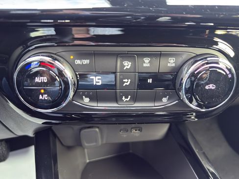 New 2026 Chevrolet Trax RS image 21