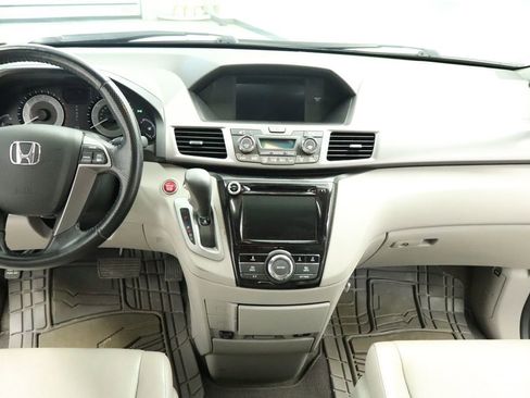 Used 2015 Honda Odyssey EX-L image 24