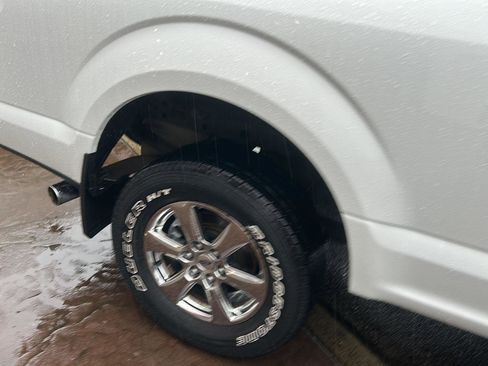 Used 2018 Ford F150 XLT w/ Equipment Group 301A Mid image 32