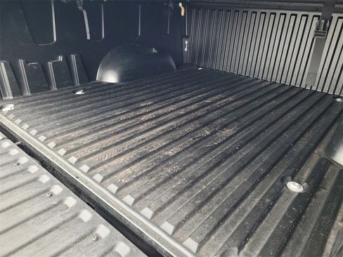 Used 2022 Toyota Tundra SR5 image 7