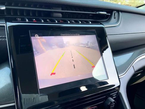 Used 2023 Jeep Grand Cherokee L Laredo image 27