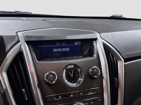Used 2010 Cadillac SRX Luxury FWD image 12