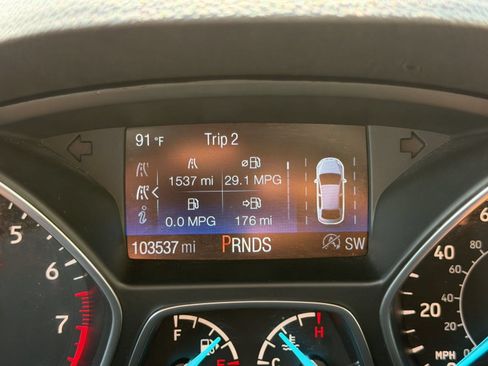 Used 2019 Ford Escape SE FWD image 22