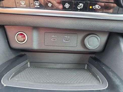 Used 2023 Nissan Rogue SV AWD/4WD image 29
