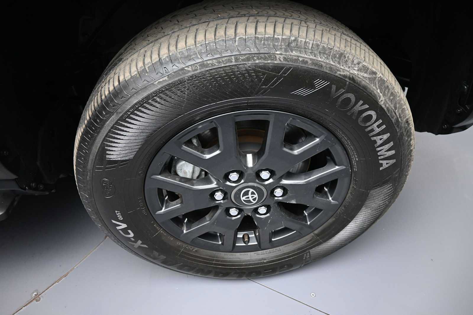 Certified 2025 Toyota 4Runner SR5 AWD/4WD image 15