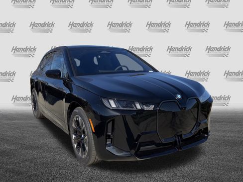 Used 2026 BMW iX xDrive45 image 2