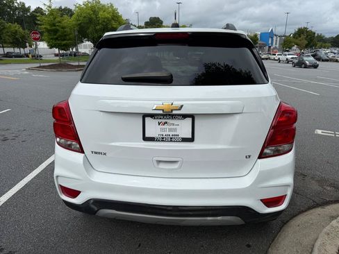 Used 2019 Chevrolet Trax LT FWD image 6