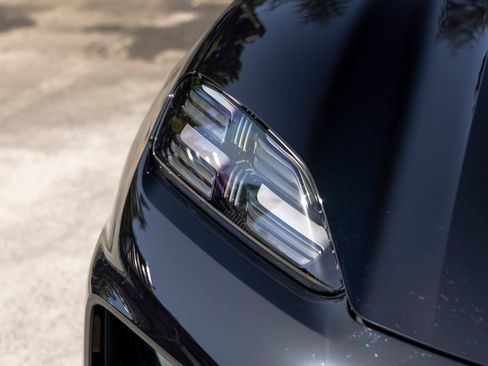 New 2026 Porsche Macan 4 Electric AWD/4WD image 14