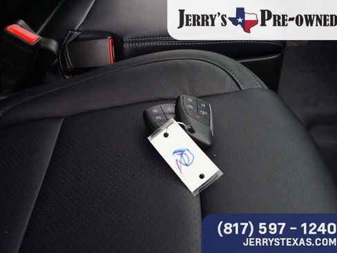 Used 2025 Chevrolet Silverado 2500 LT image 25