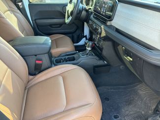 Used 2024 Jeep Wrangler Sahara video 2