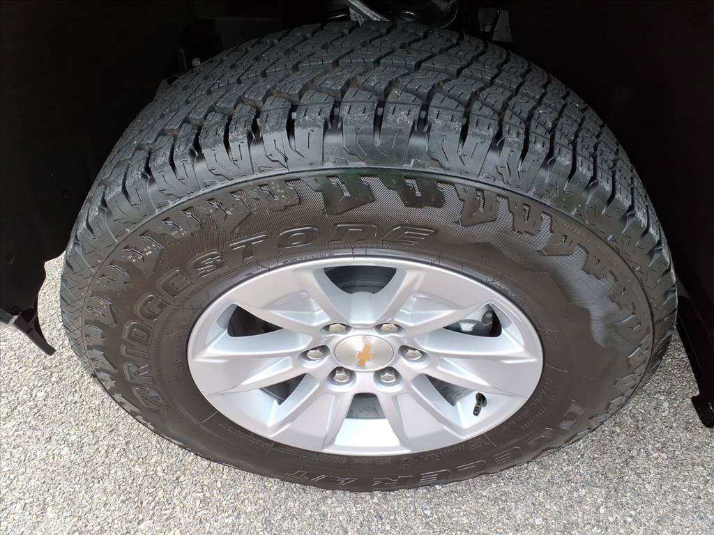Used 2026 Chevrolet Silverado 1500 W/T AWD/4WD image 10