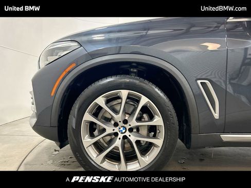 Certified 2022 BMW X5 sDrive40i w/ Premium Package image 10